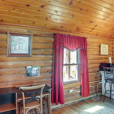Quiet Shiloh Retreat With Spacious Yard And Fireplace! Exterior photo